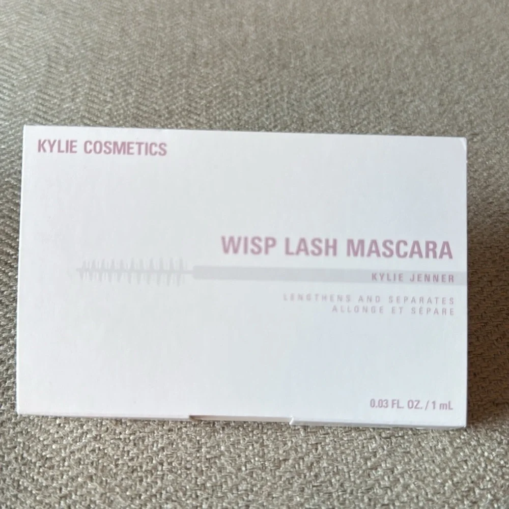 Kylie Cosmetics • Wisp Lash Mascara Black